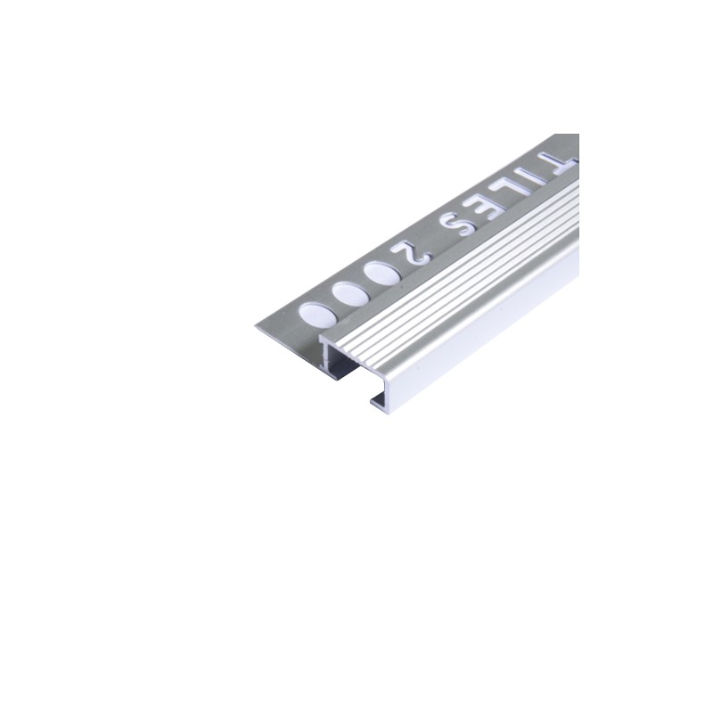 PELDAÑO ALUMINIO TILES 10MM X 2.5M PLATA MATE